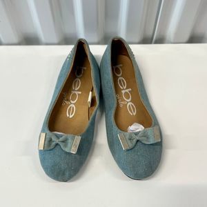 Bebe size 5 flats